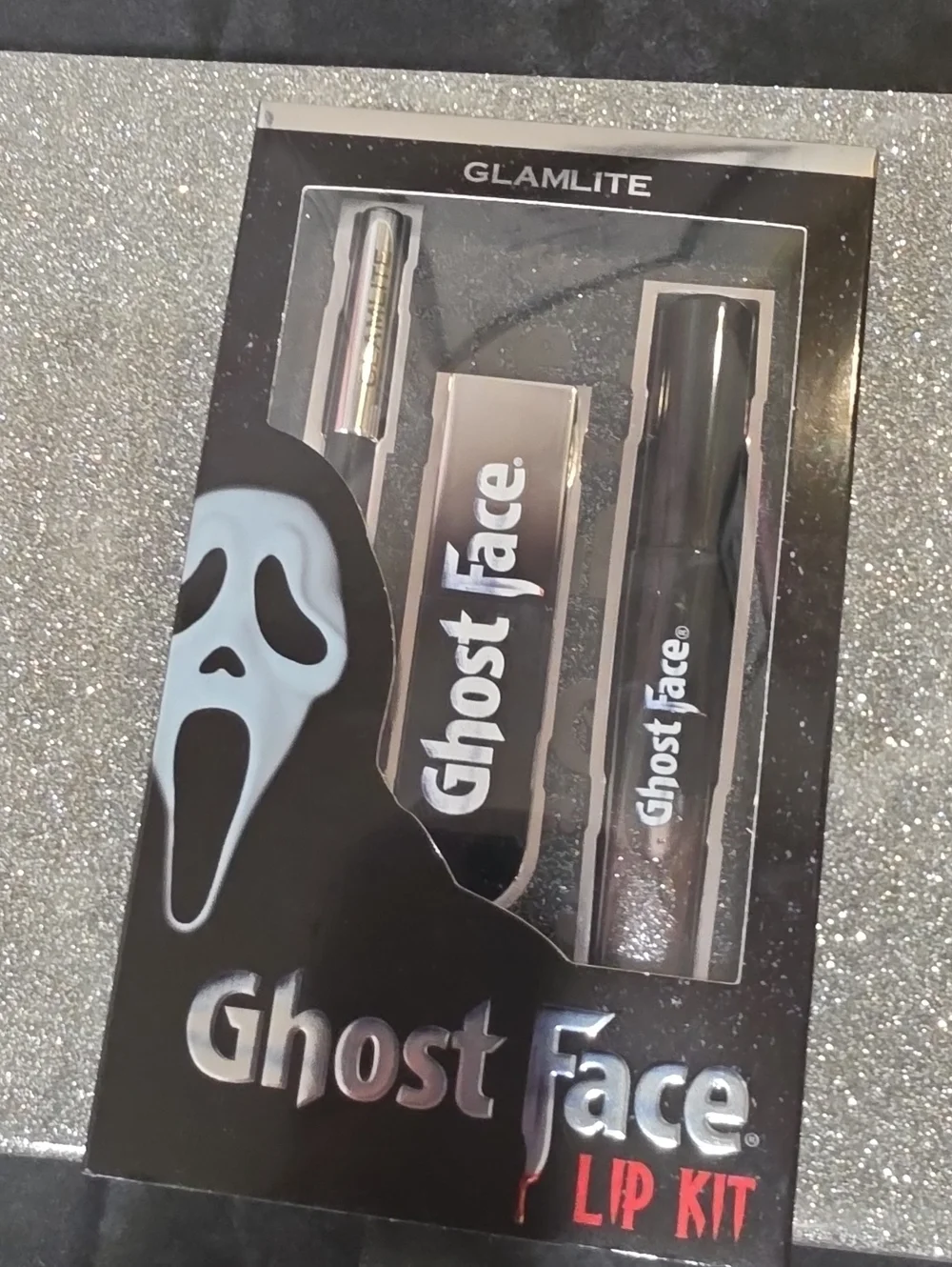 Glamlite Ghost Face Lip Kit